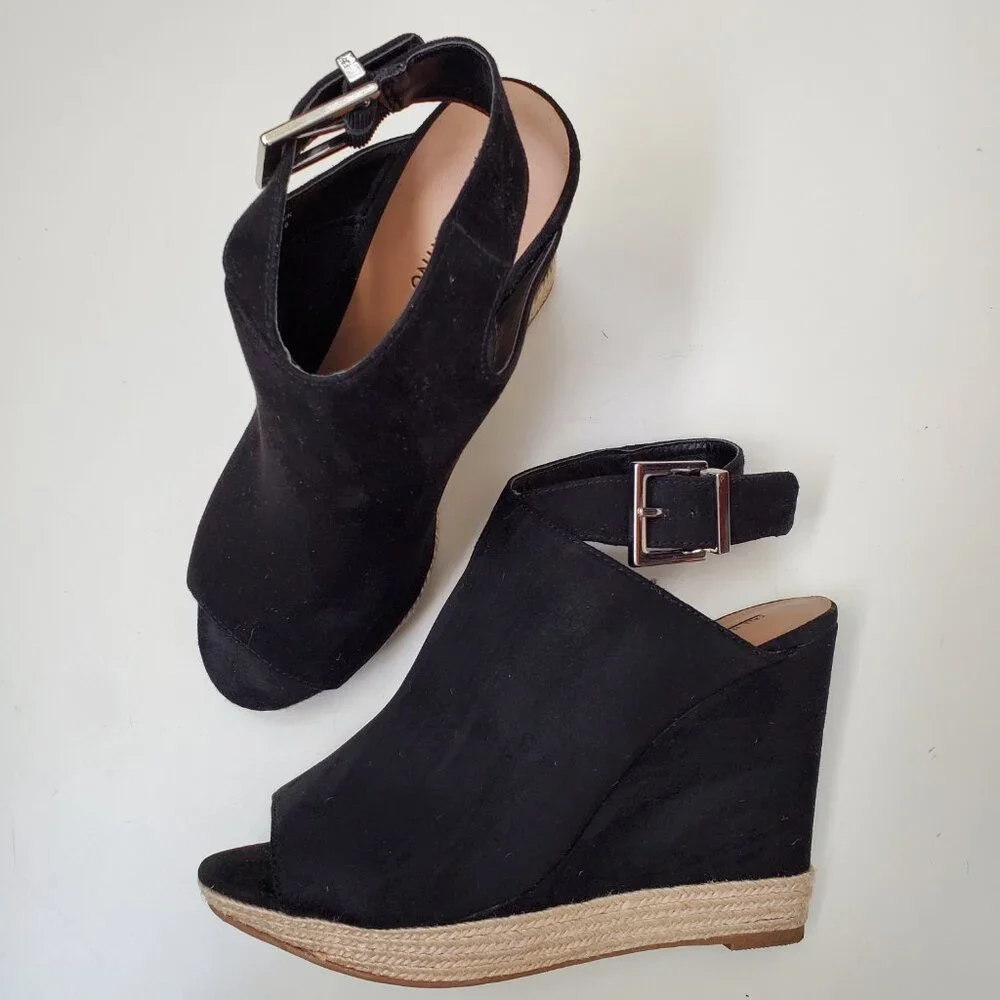 Black wedge espadrilles